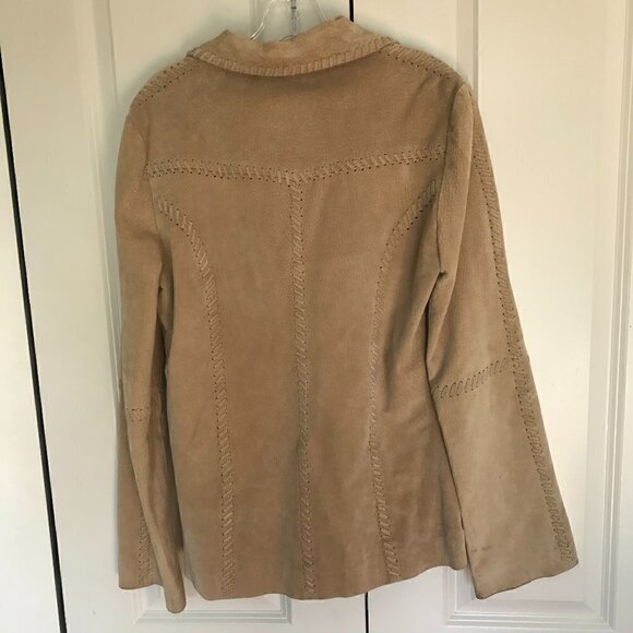 Charlotte Russe tan genuine leather jacket w/stitching, button closure lined, L - Picture 11 of 11